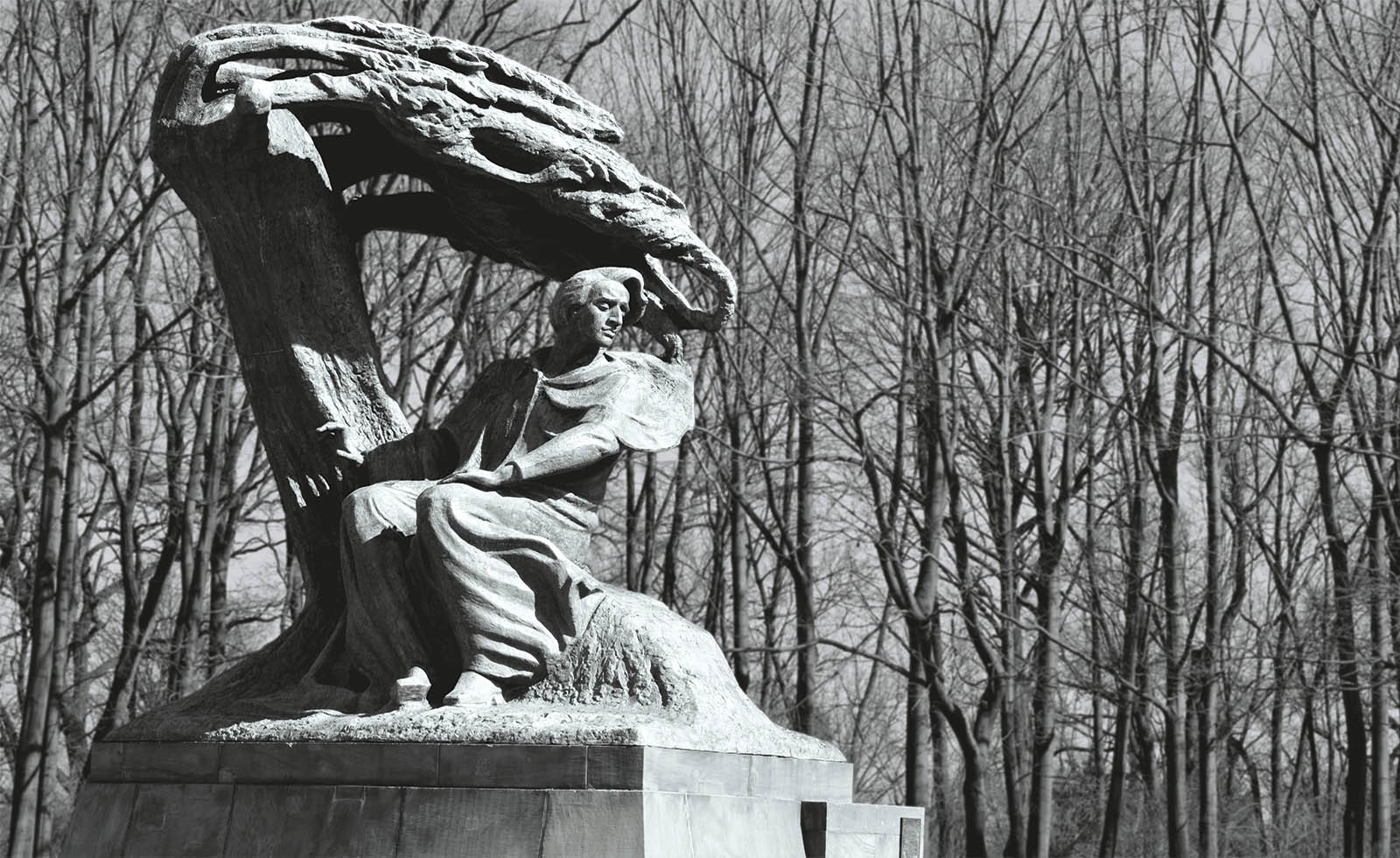 Monument a Frédéric Chopin a Varsòvia, situat al Parc dels Banys Reials 