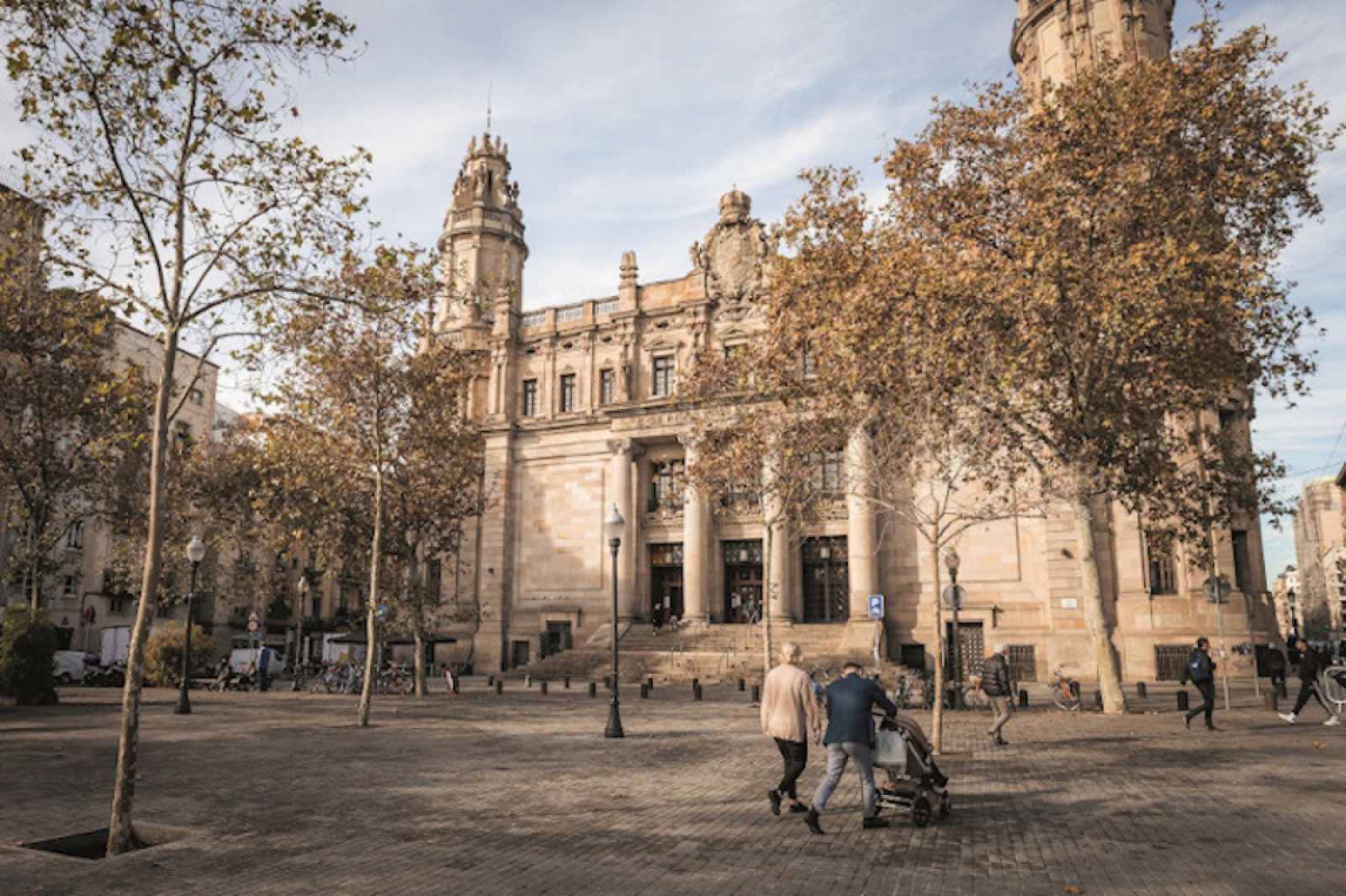 L'edifici de Correus, empremta de l'urbanisme de la Barcelona moderna